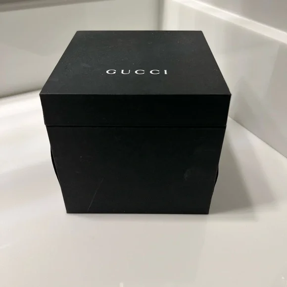 GUCCI Watch - Picture 5 of 7